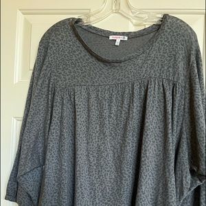 Sundry loose top , NWOT